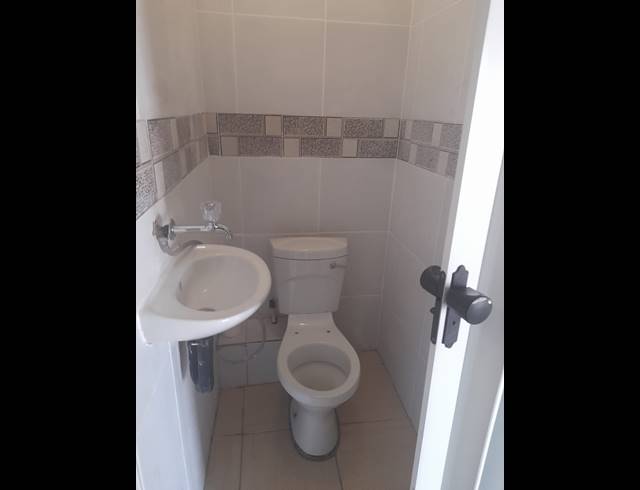 200M² BUSINESS FOR SALE IN WINDERMERE